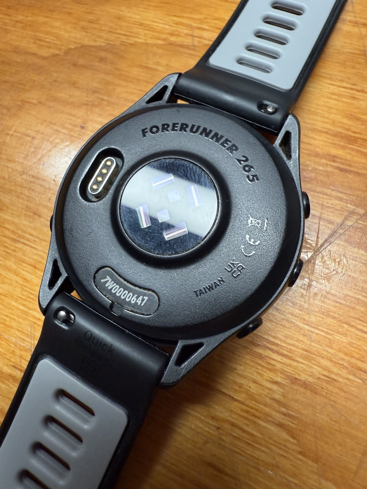 Garmin Forerunner 265 GPS Running Smartwatch Black