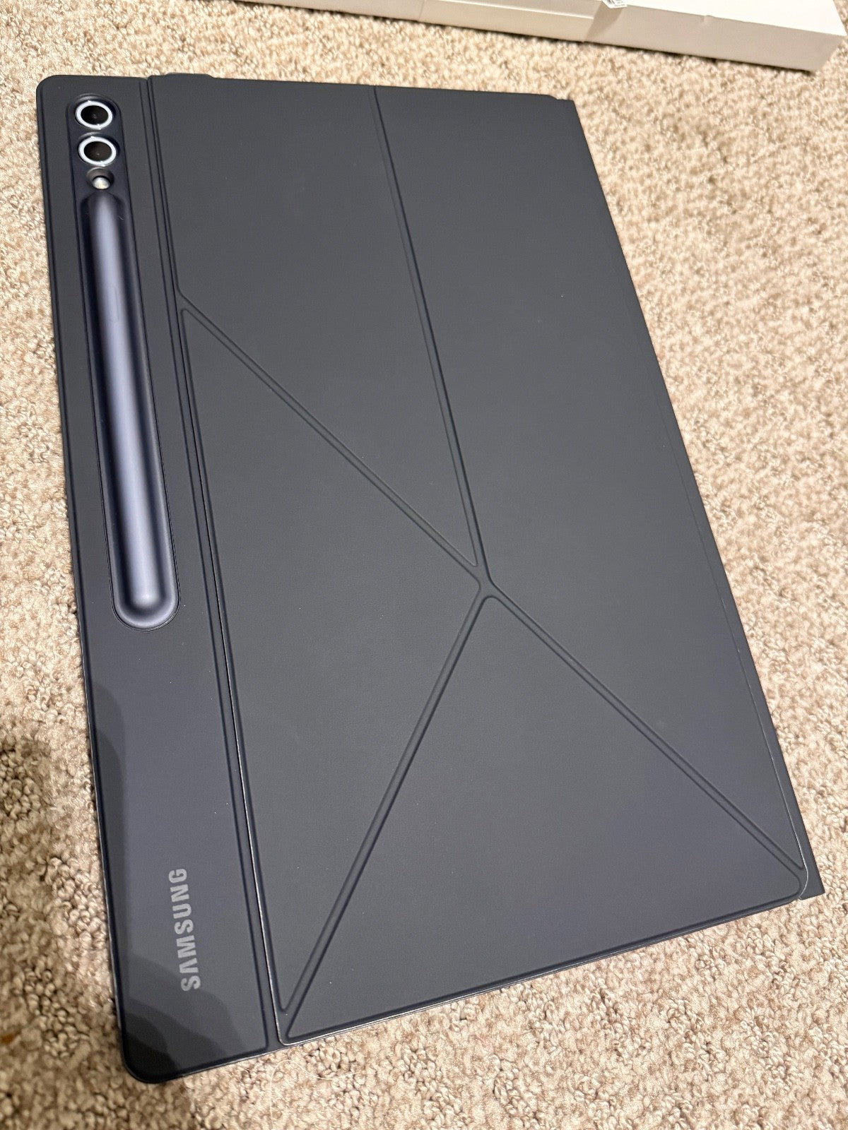 Samsung Galaxy Tab S10 Ultra SM-X920 - 256GB, Wi-Fi, 14.6" - Bundle with Cover
