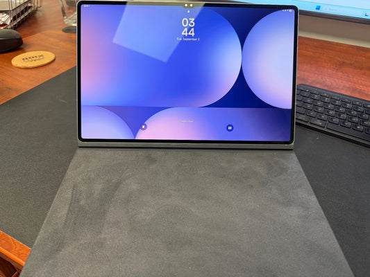 Samsung Galaxy Tab S10 Ultra SM-X920 - 256GB, Wi-Fi, 14.6" - Bundle with Cover