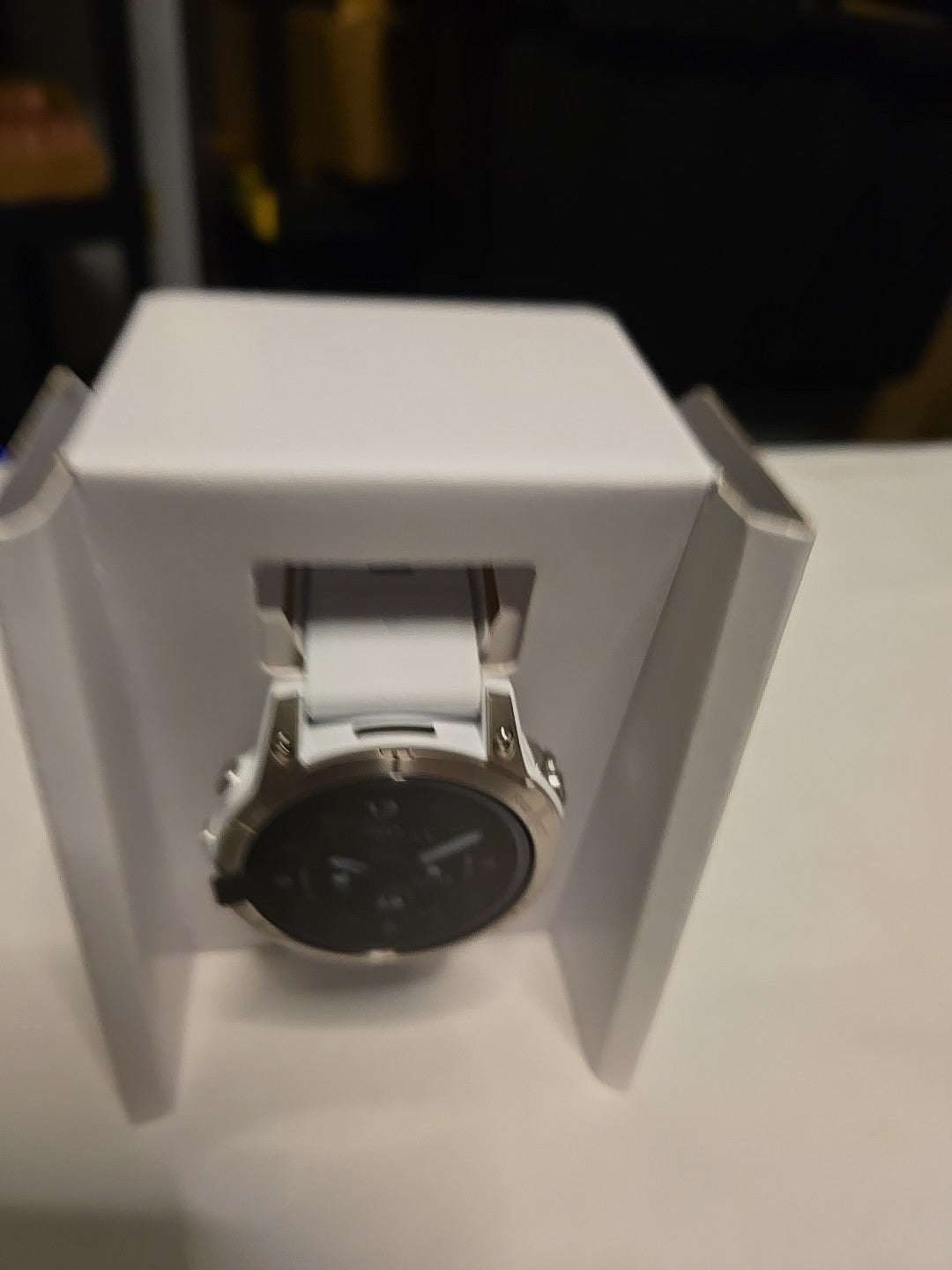 Garmin epix Pro (Gen 2) Sapphire Edition GPS Watch - Titanium/Whitestone,