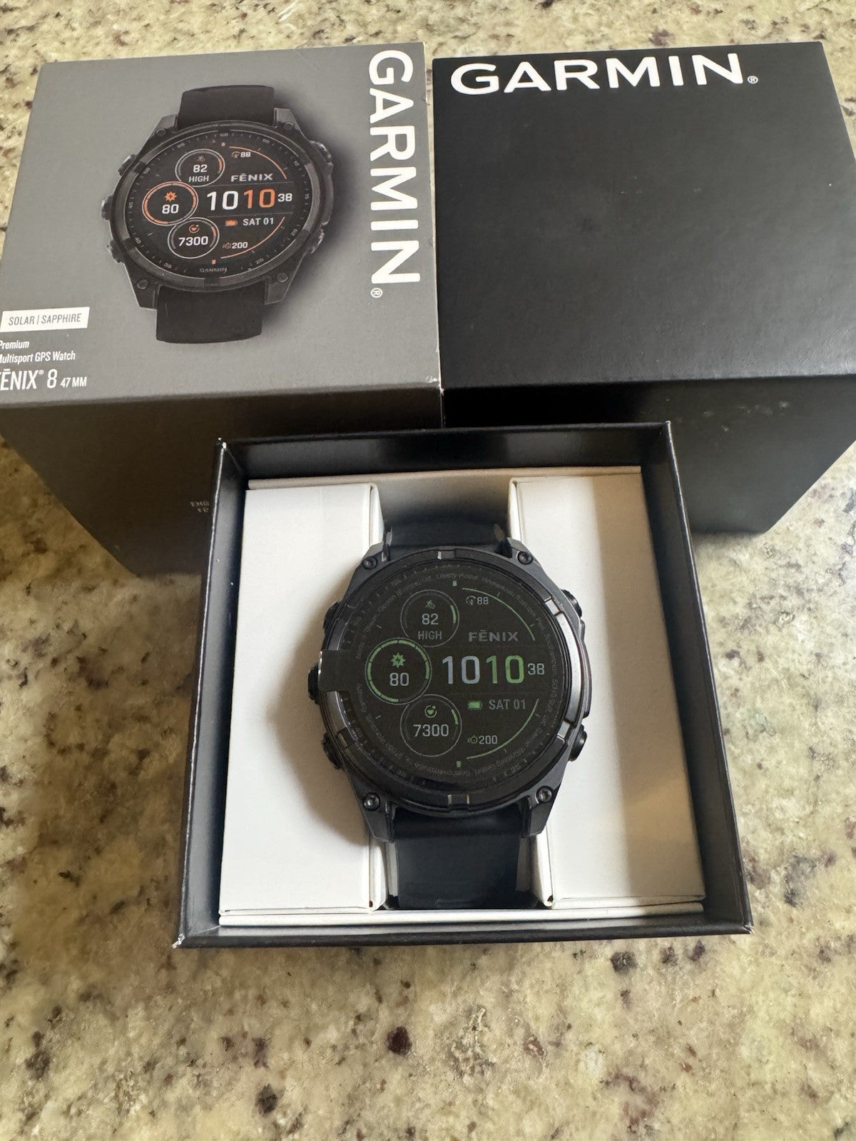 Garmin Fenix 8 47 mm Titanium Sapphire Solar Carbon Gray